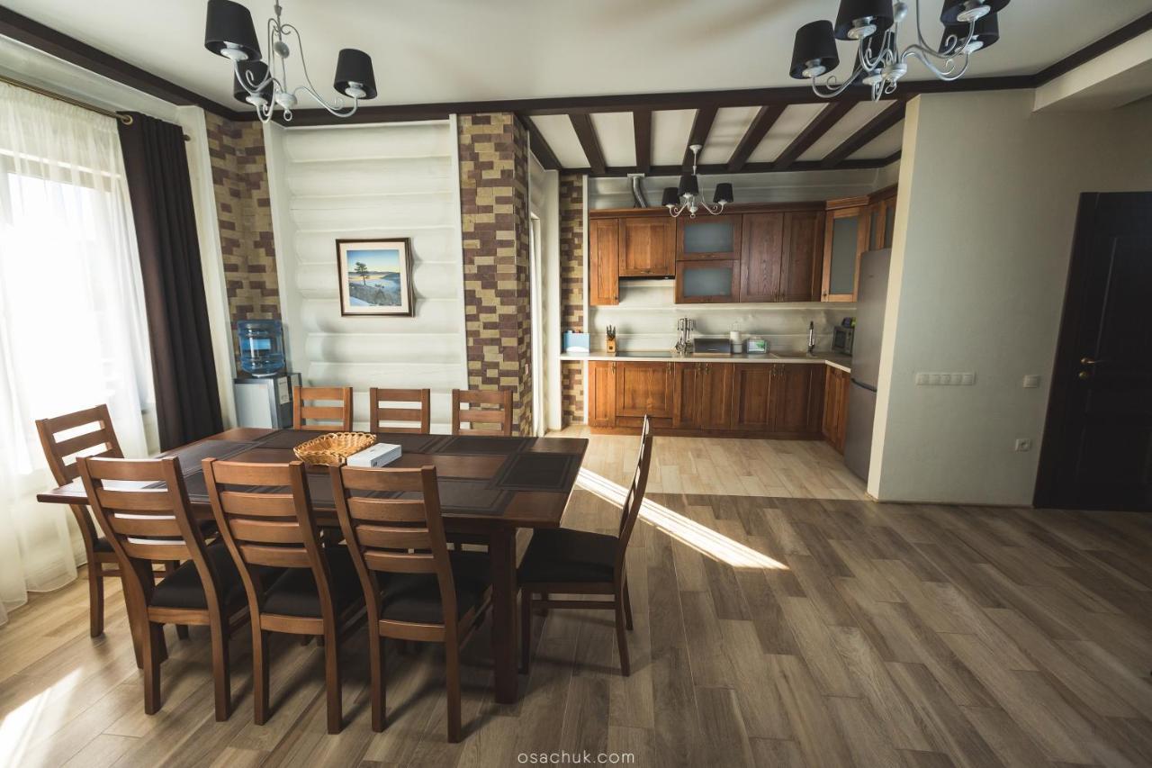 Westhills Cottage Town & Spa บูโคเวล ภายนอก รูปภาพ
