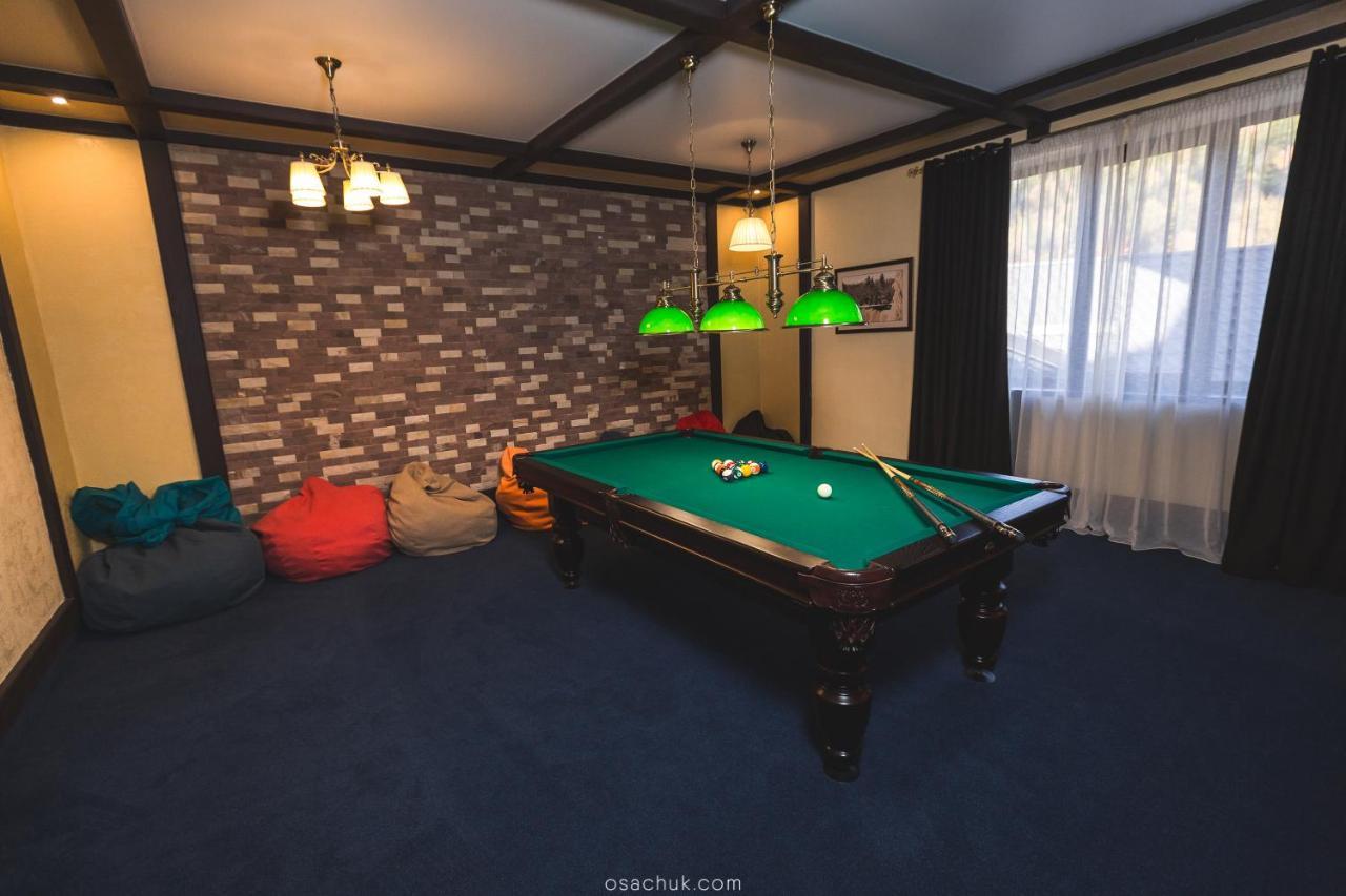 Westhills Cottage Town & Spa บูโคเวล ภายนอก รูปภาพ